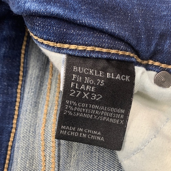 Buckle Black Fit No 75 Flare Distressed Jeans Sz 27 - Picture 2 of 8